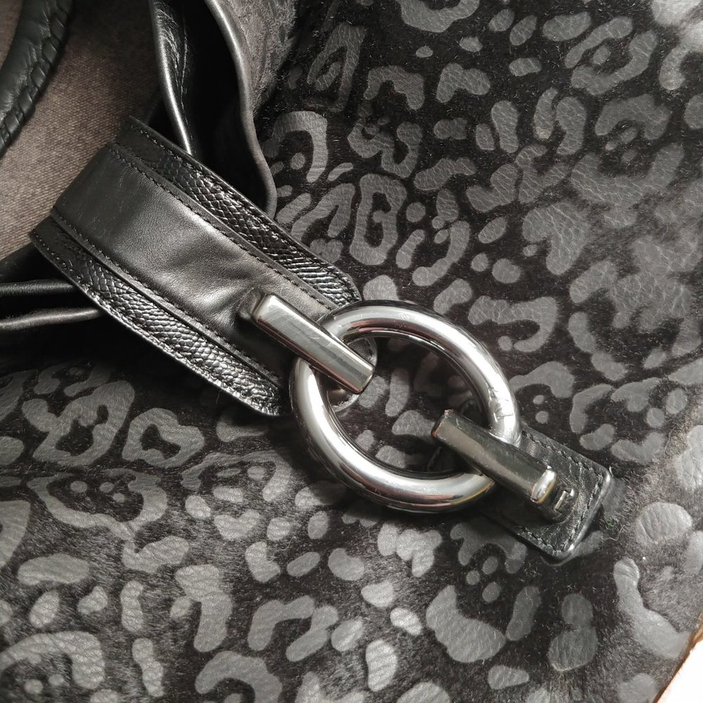 diane von furstenberg Black Hobo Bag w/ fur/hide on front (copy)